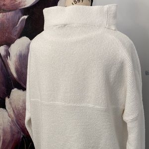 💥FINAL PRICE💥 NOA Slouchy Tunic 🌺